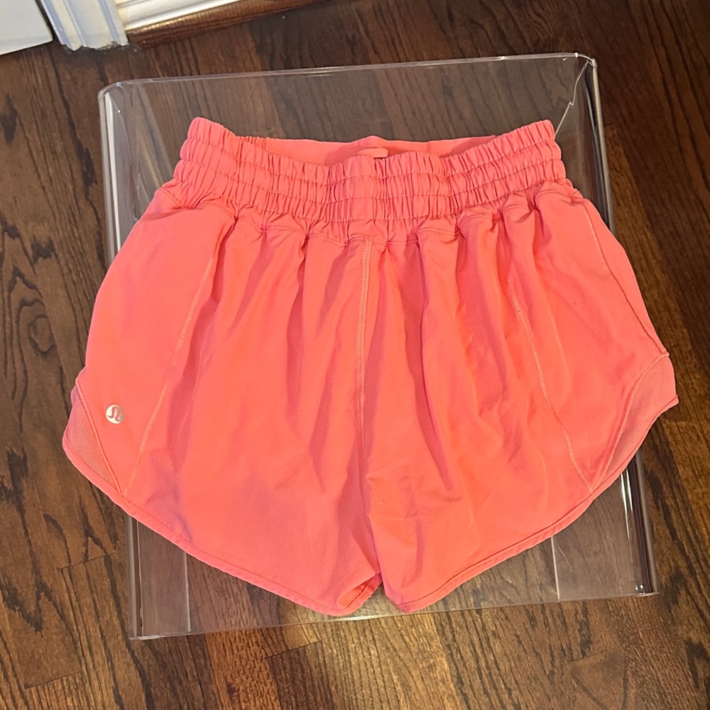 lululemon Hotty Hot 2.5 Women's Coral Athletic Shorts